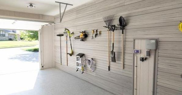 An IFPG Consultant's Candidate Brings 2 Hello Garage Franchises to Charlotte, NC